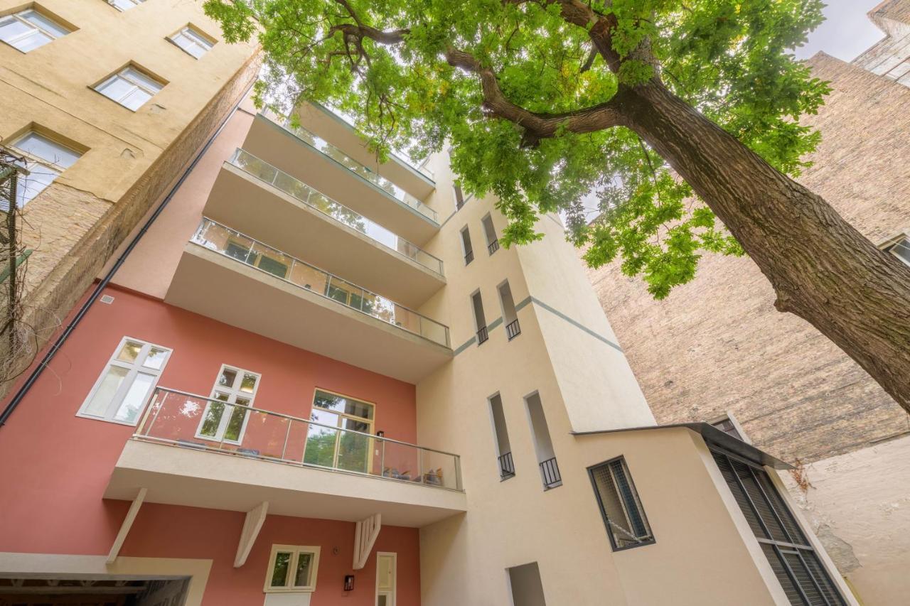 Millenium Spa Relax Apartment Budapest Bagian luar foto
